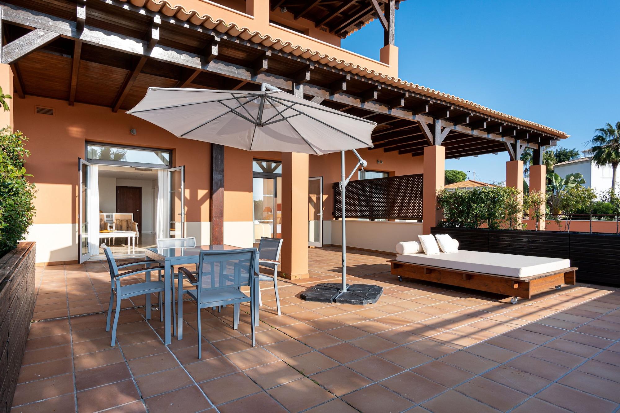 Monte Santo Resort Carvoeiro  Kültér fotó A terrace at the hotel