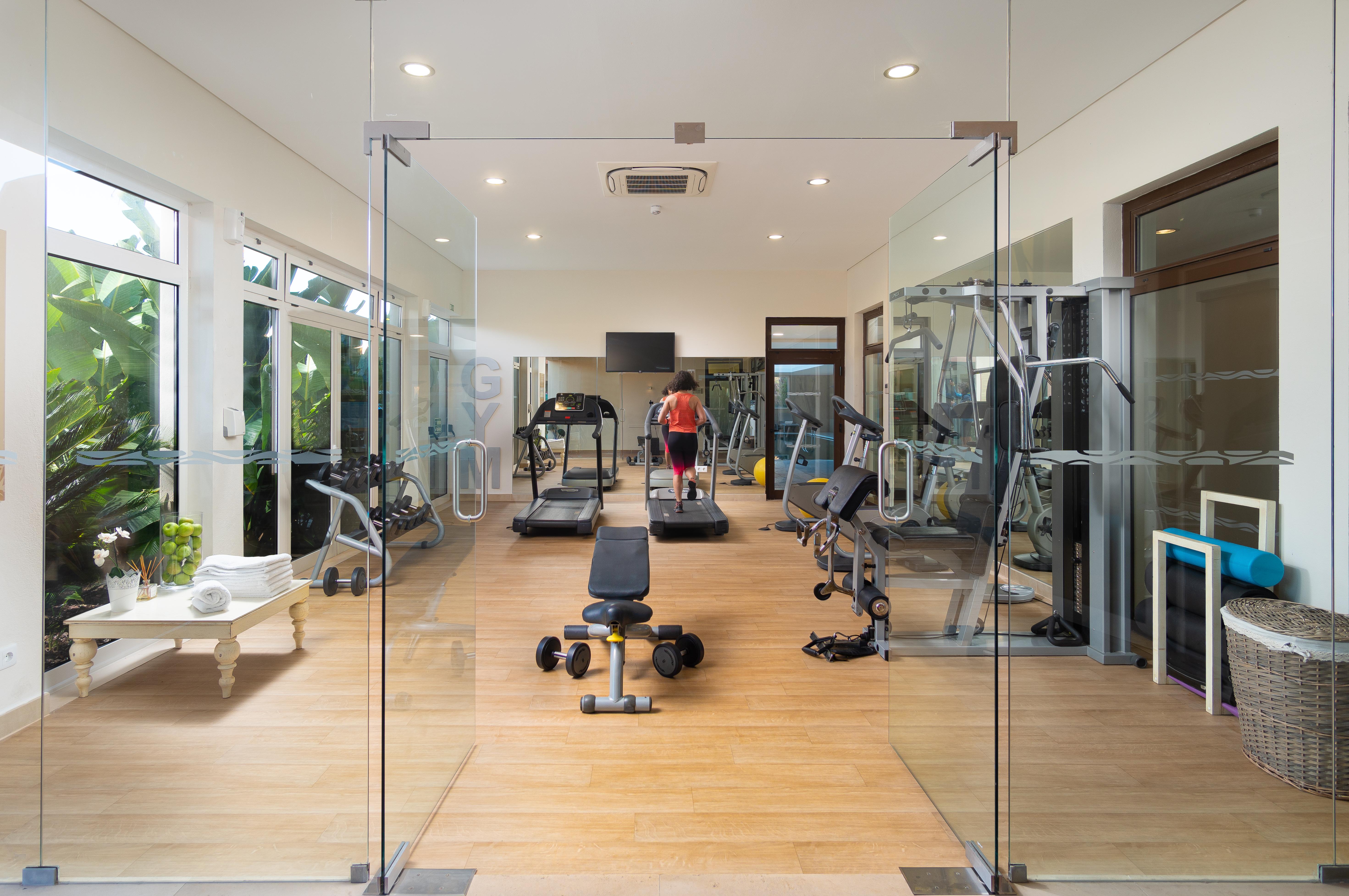 Monte Santo Resort Carvoeiro  Kültér fotó The gym at the hotel