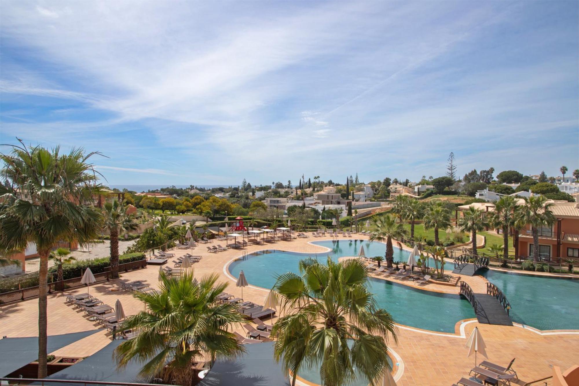 Monte Santo Resort Carvoeiro  Kültér fotó A resort in Hammamet